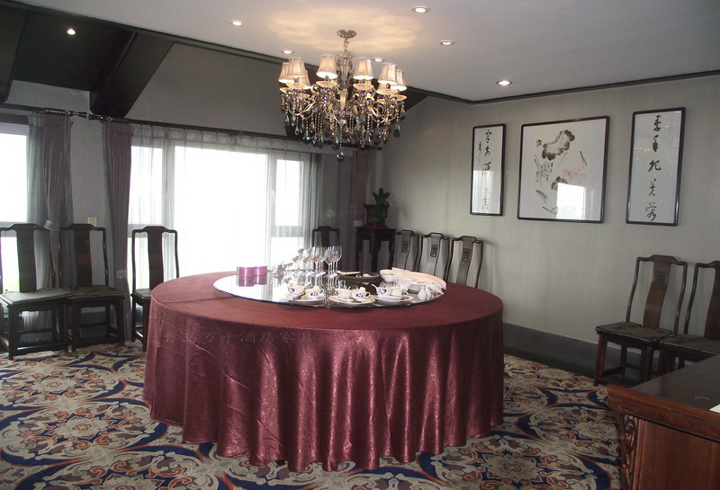  石老人高爾夫球場(chǎng)旁 知味齋會(huì)所