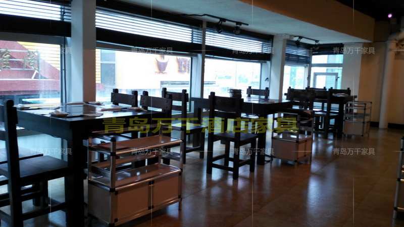 青島百麗廣場 趣撈臺(tái)北小火鍋