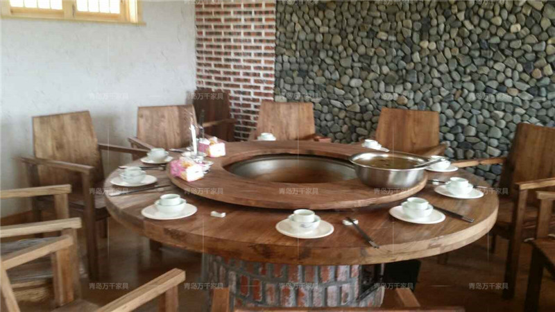  即墨溫泉鎮(zhèn) 海鮮一鍋出 老門板桌