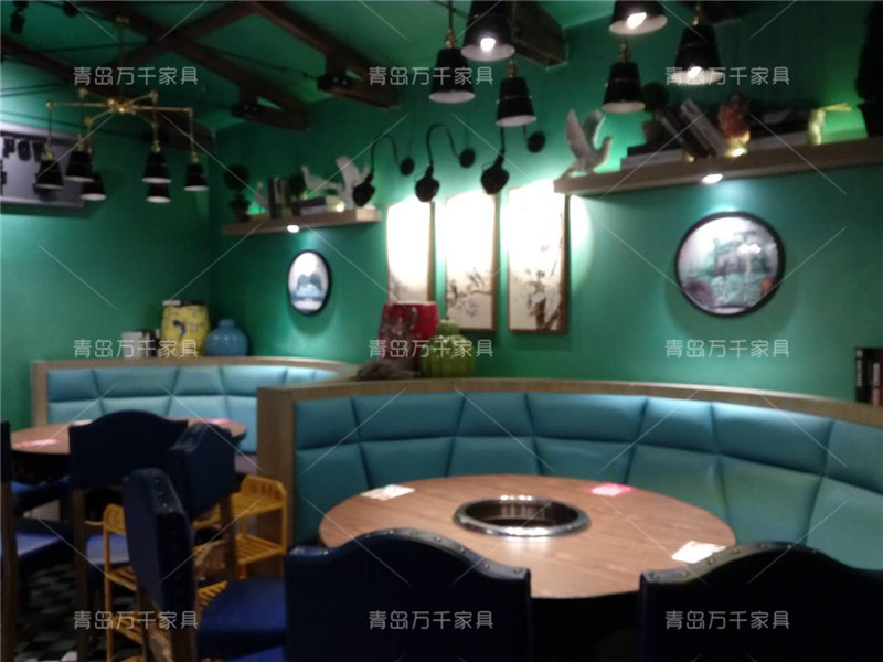  南昌季季紅 無(wú)煙火鍋