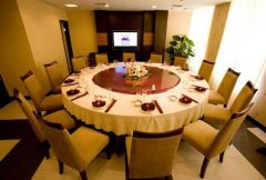 青島酒店桌椅批發(fā)采購(gòu)哪家好？